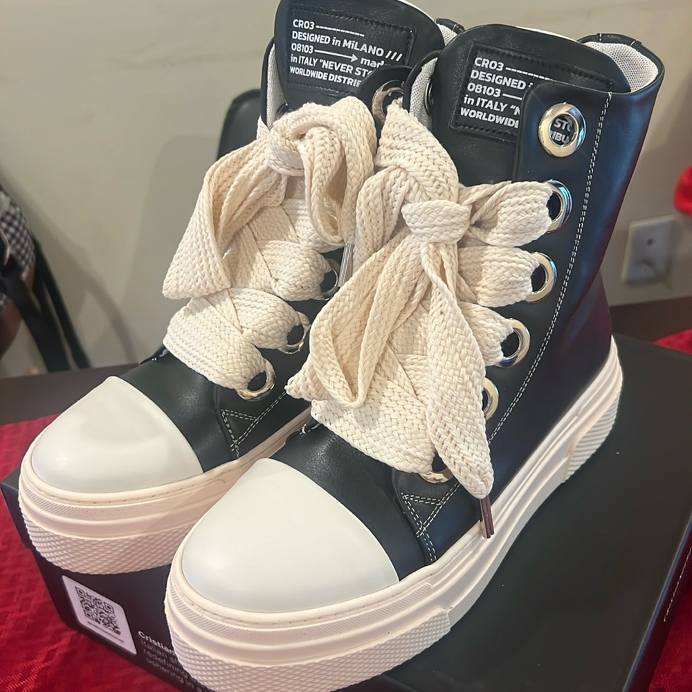 New Cro3 calypso leather sneakers